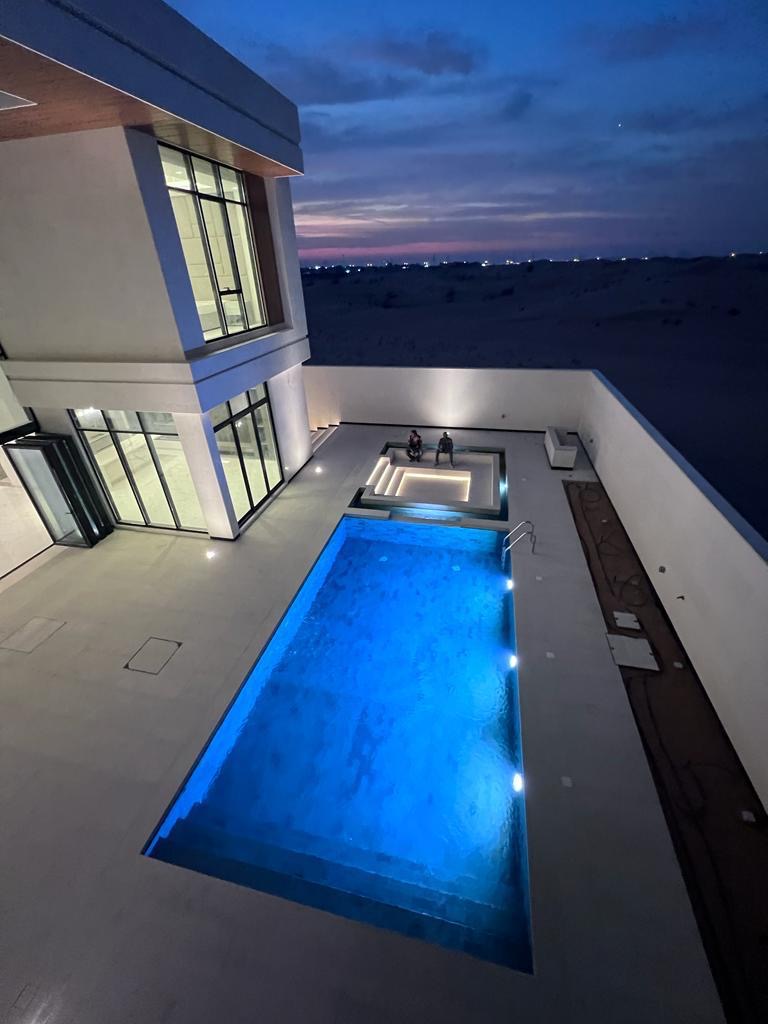 Modern Desert Retreat